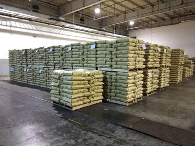 袋裝水泥袋式全自動(dòng)高位碼垛機(jī)械手水泥碼垛機(jī)器人